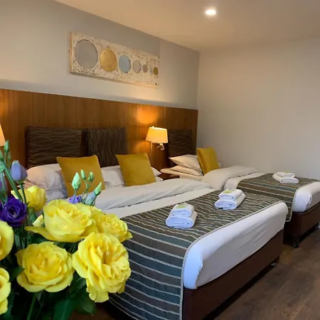 Hotel Benbulben Court