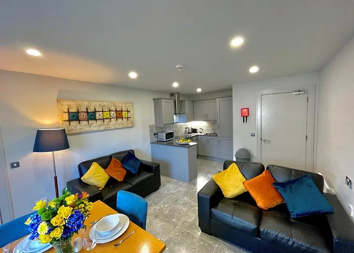 Benbulben Court Hotel *